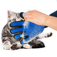 Load image into Gallery viewer, Pet Grooming Glove